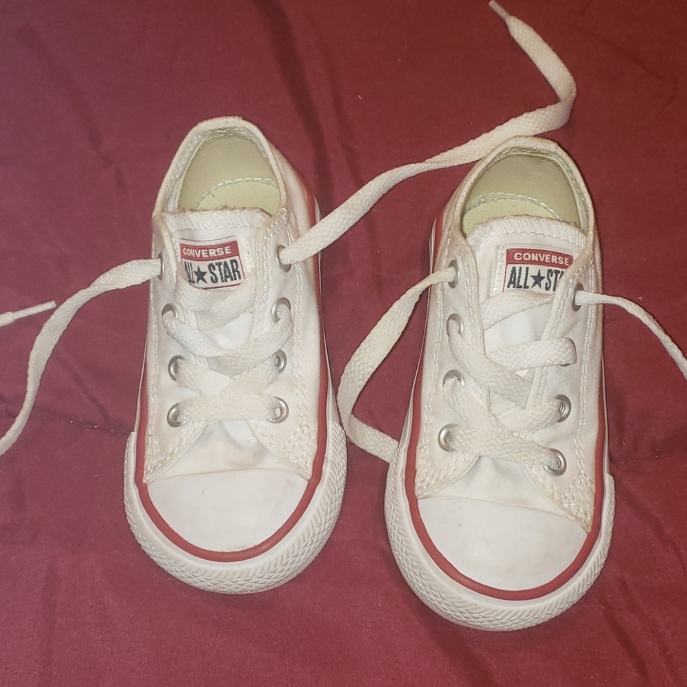 Converse size 6